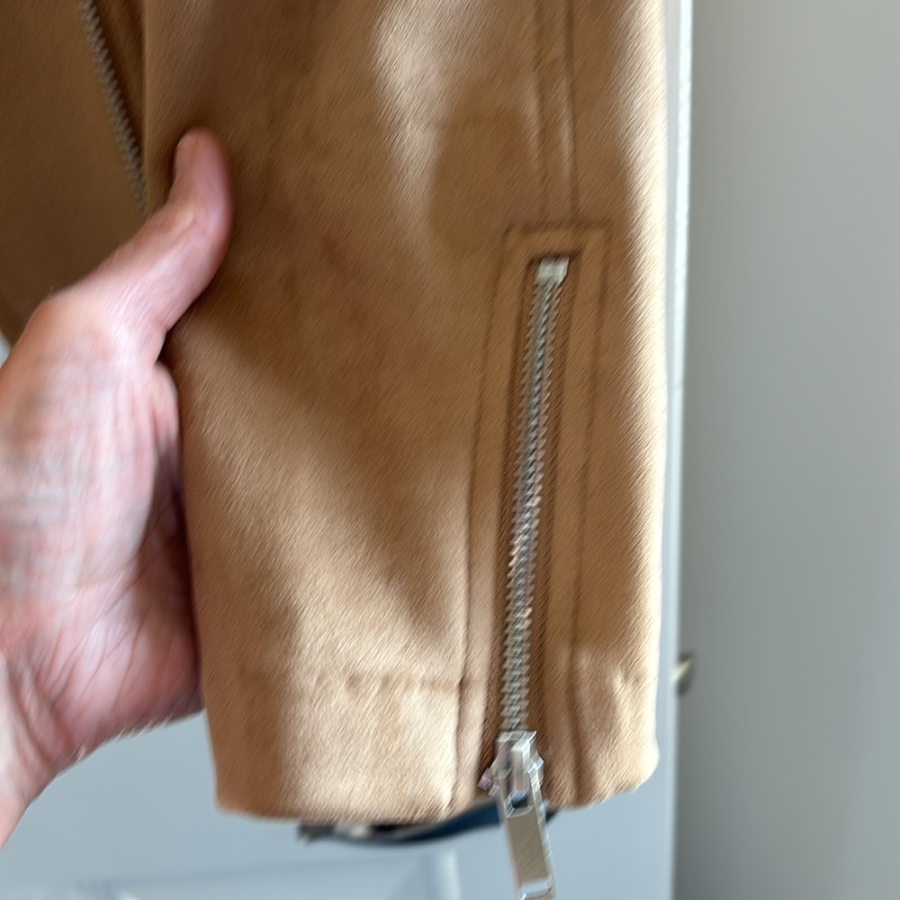 Old Navy Cropped Jacket - Picture 3 of 6